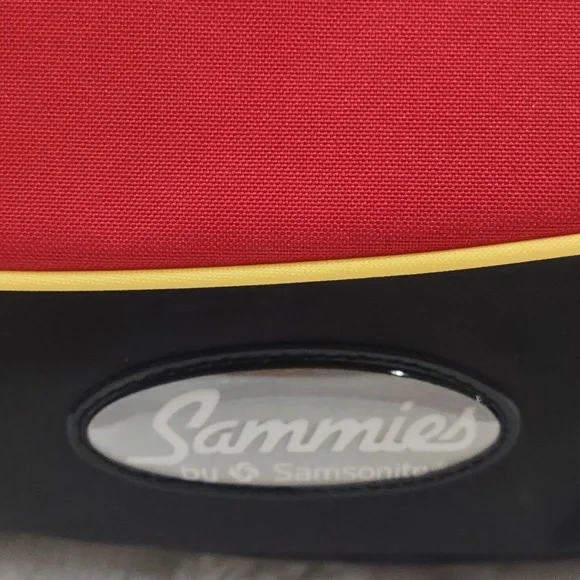 SAMMIES By SAMSONITE LADY BUG TRAVEL BAG With PENCIL CASE. - Picture 6 of 16
